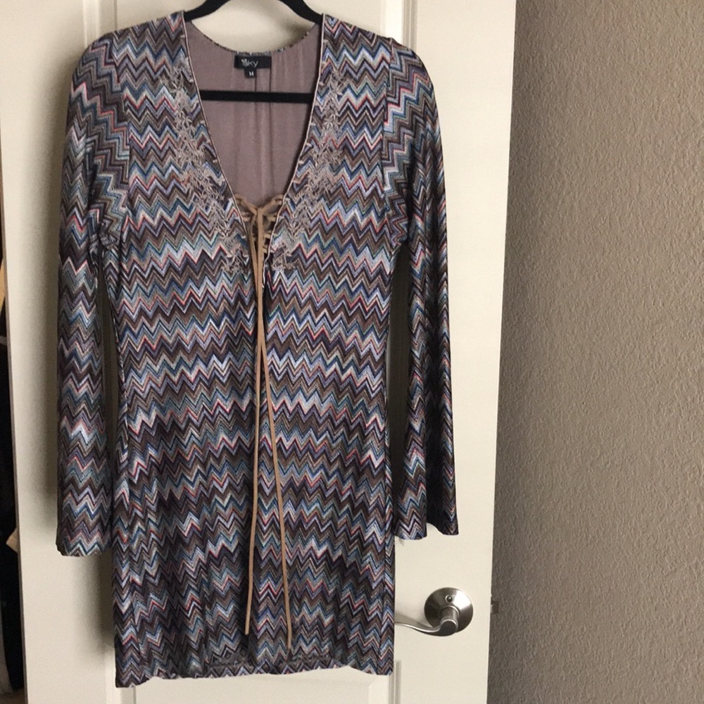 Sky Bell Sleeve Dress M